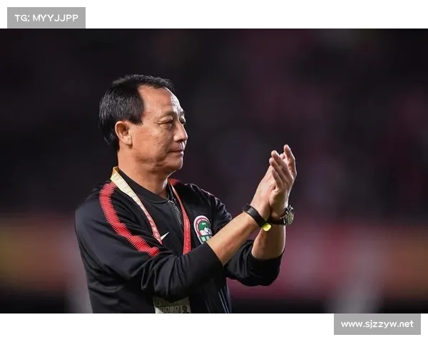 足球报：梅州客家主教练巴勃罗离职，曲刚暂时接过指挥棒